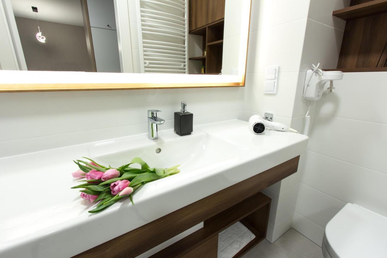 Bel Mare Apartament 128 Z Ogrodkiem 미엥지즈드로예 외부 사진