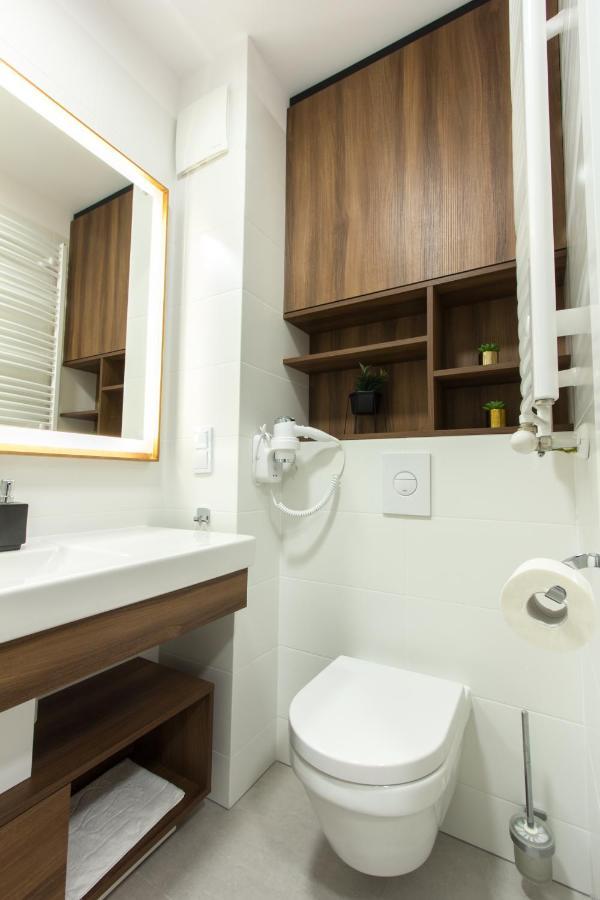 Bel Mare Apartament 128 Z Ogrodkiem 미엥지즈드로예 외부 사진